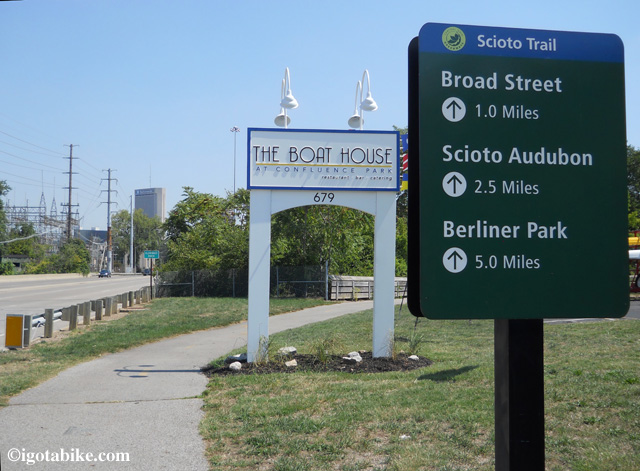 Cool! A sign! Scioto River Trail terminus at Dublin Road / W Spring Street where it intersects with the Olantangy Trail. 